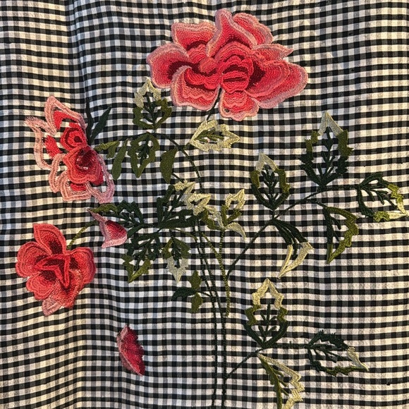 Tanjay petite large black/white gingham rose embroidery - Picture 4 of 8